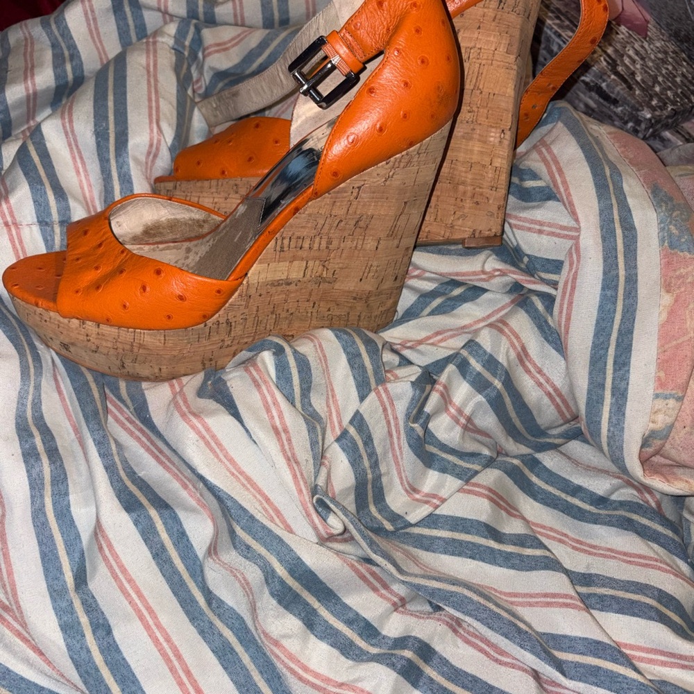 Michael Kors Orange Leather Peep-Toe Wedge Sandals - Picture 4 of 4